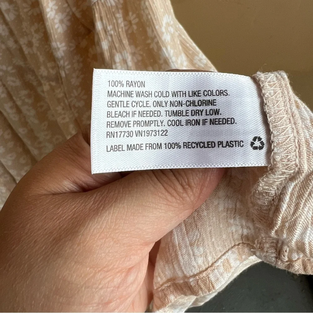 Wild Fable Neutral Floral Sundress - Size M - Summer Beach Casual - Picture 4 of 7